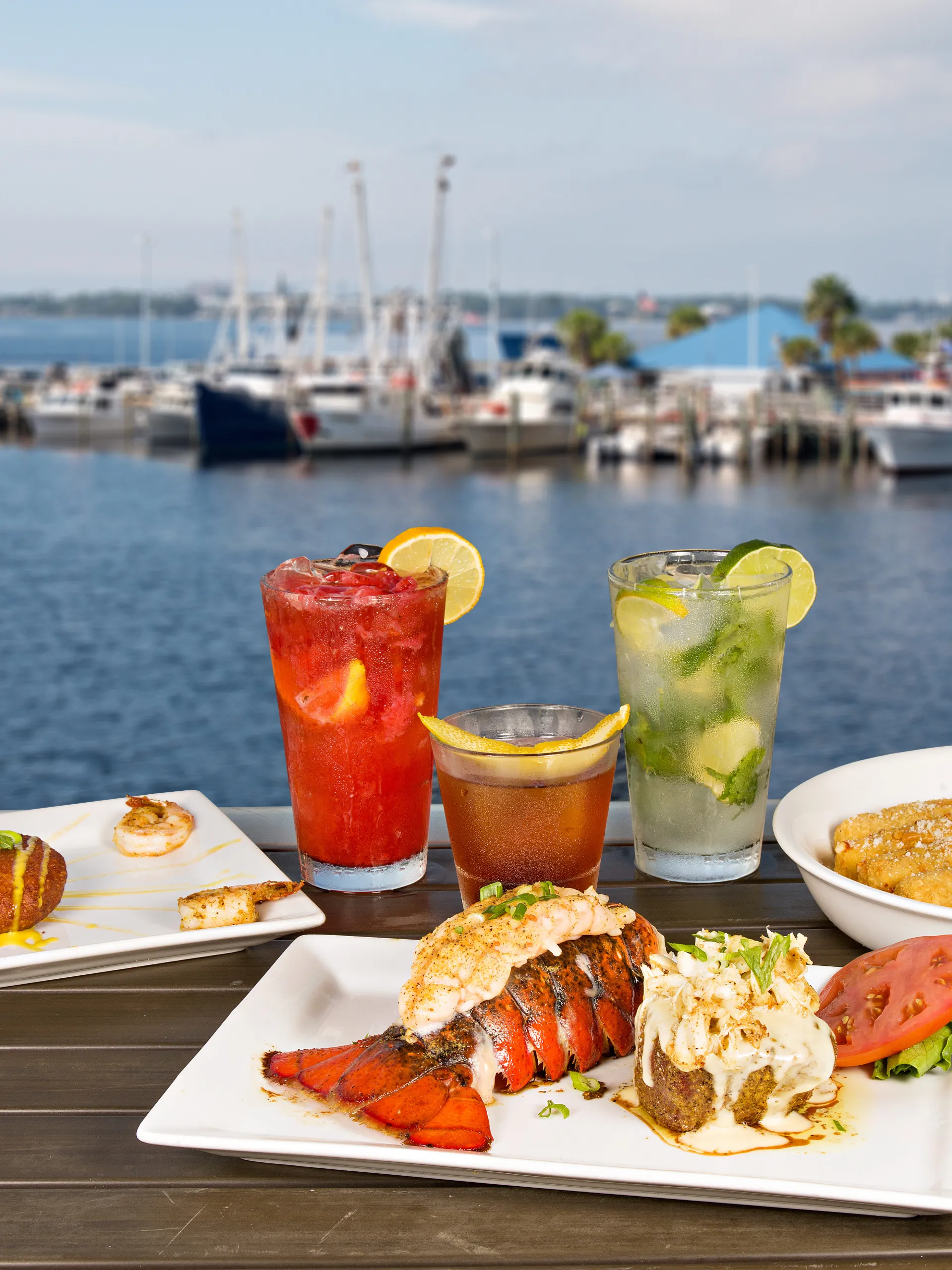 Dock and Dine: Top Waterfront Restaurants Accessible by Boat in Panama City 5 Dock and Dine: Top 4 Waterfront Restaurants Accessible by Boat in Panama City