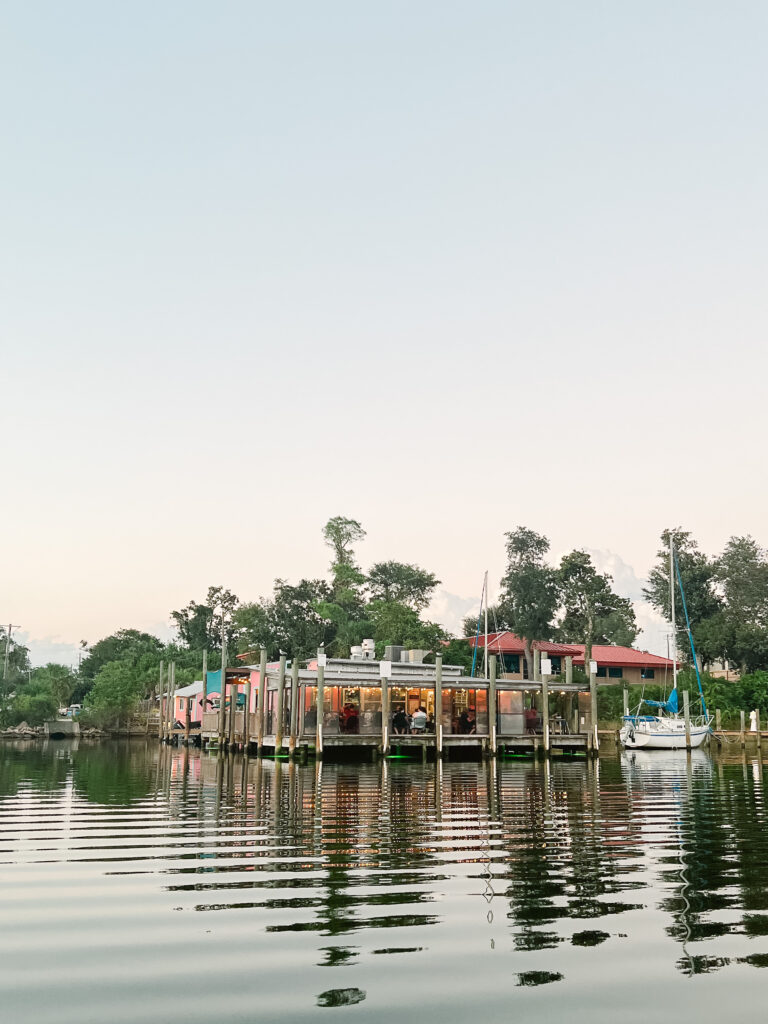 Dock and Dine: Top 4 Waterfront Restaurants Accessible by Boat in Panama City