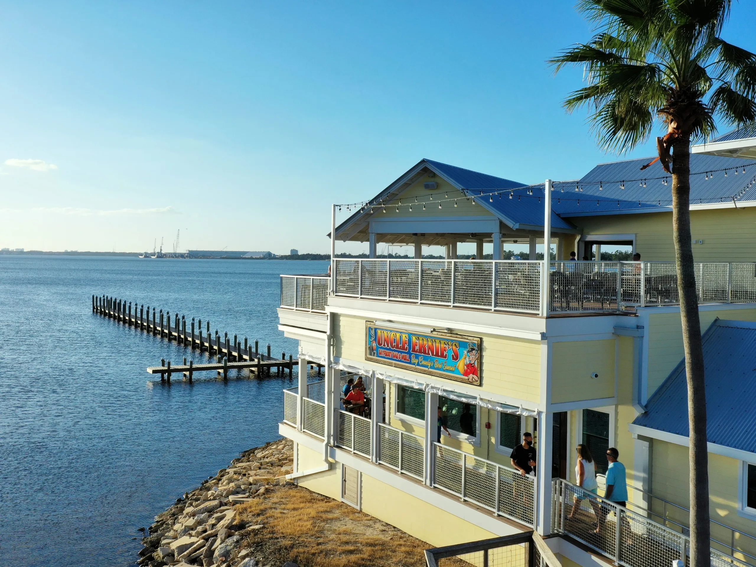 Dock and Dine: Top Waterfront Restaurants Accessible by Boat in Panama City 2 Dock and Dine: Top 4 Waterfront Restaurants Accessible by Boat in Panama City
