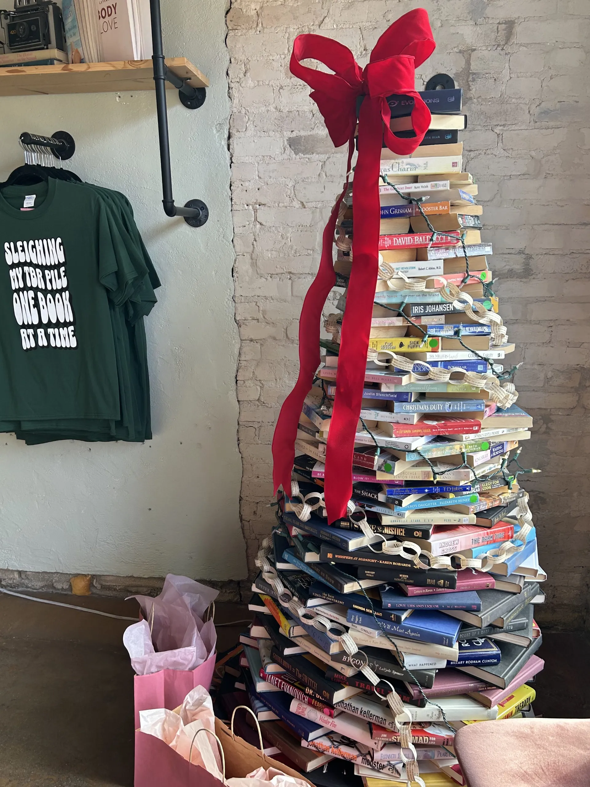 bookish christmas edited scaled